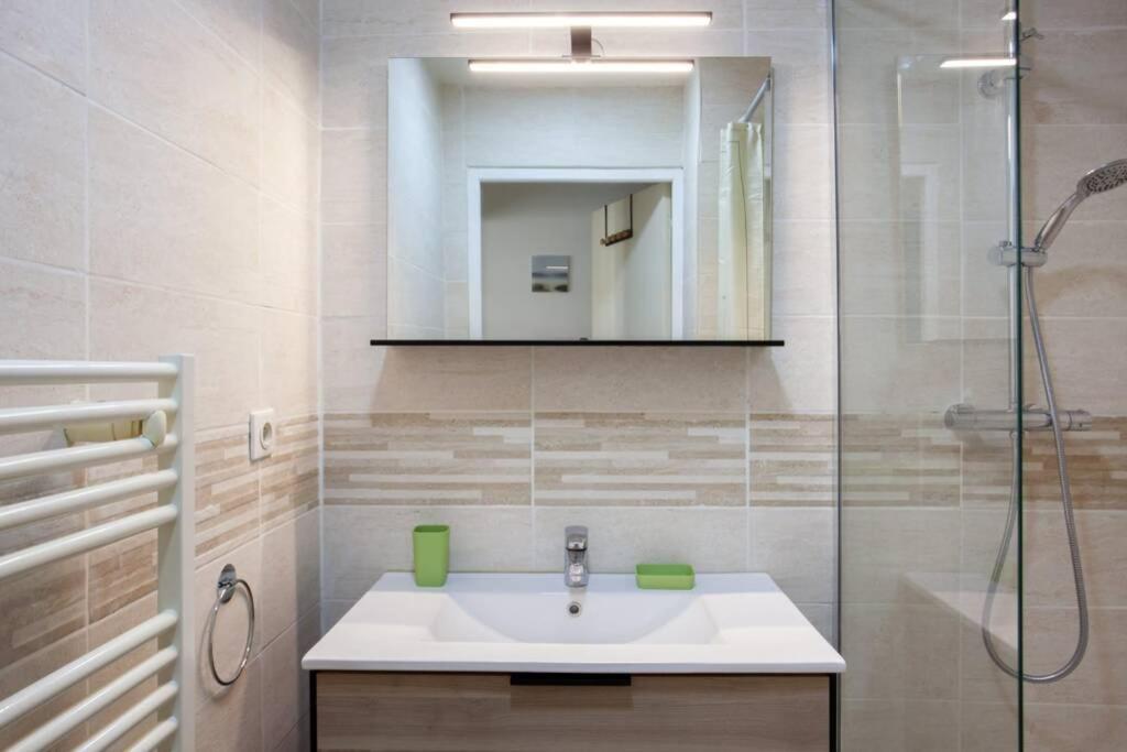 Ferienwohnung Magnifique Studio Avec Balcon-Vieux Port-Panier Marseilles Exterior foto